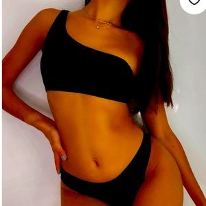 NWT Zaful One Shoulder Bikini Swim Top, Black, Size Medium